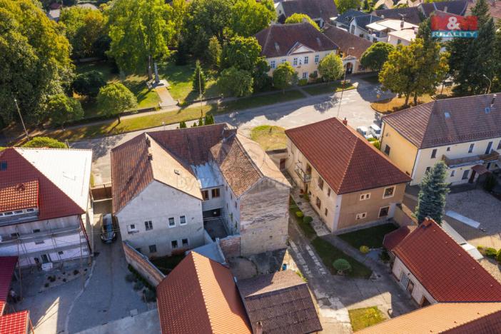 Prodej rodinného domu, Chroustovice, náměstí Josefa Haška, 185 m2