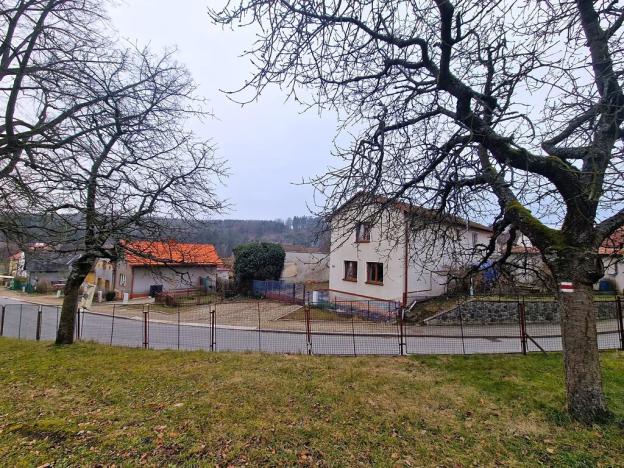 Prodej rodinného domu, Svojšín, 230 m2