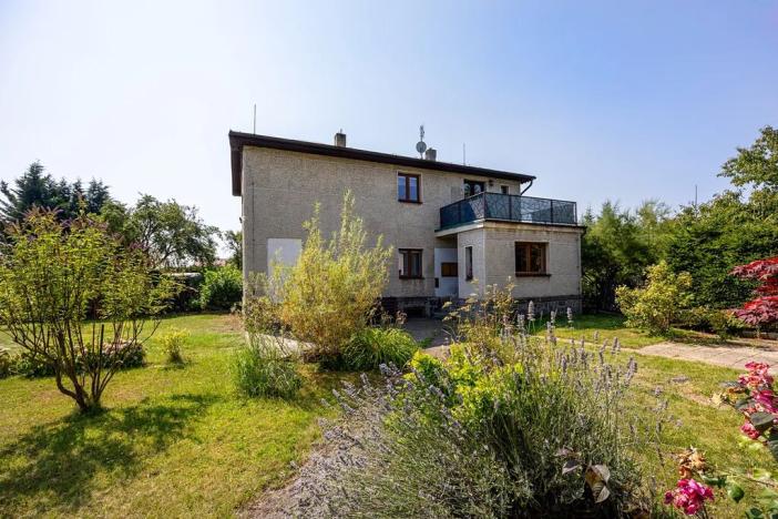 Prodej rodinného domu, Strančice, 193 m2