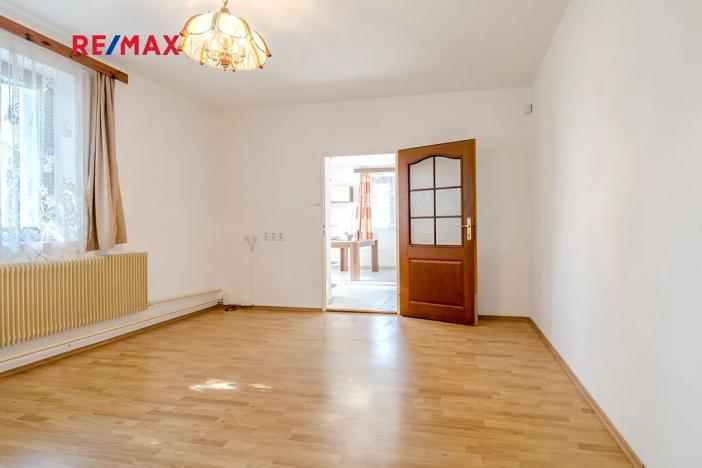 Prodej rodinného domu, Lužná, Školská, 151 m2