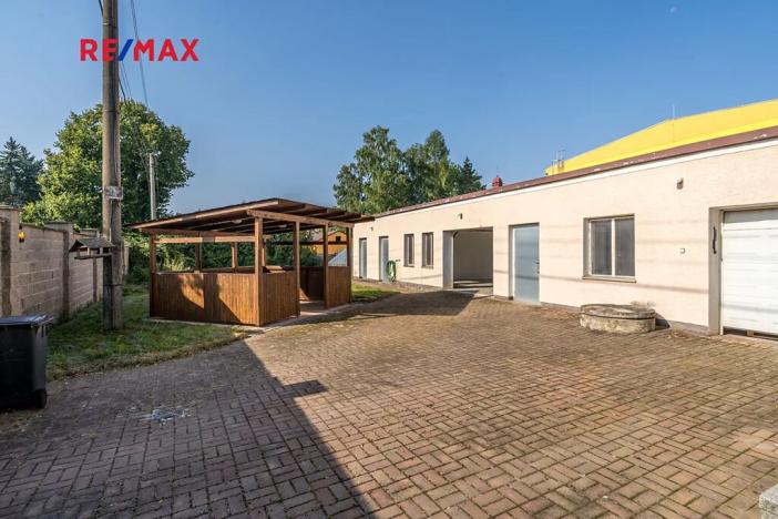 Prodej rodinného domu, Lužná, Školská, 151 m2