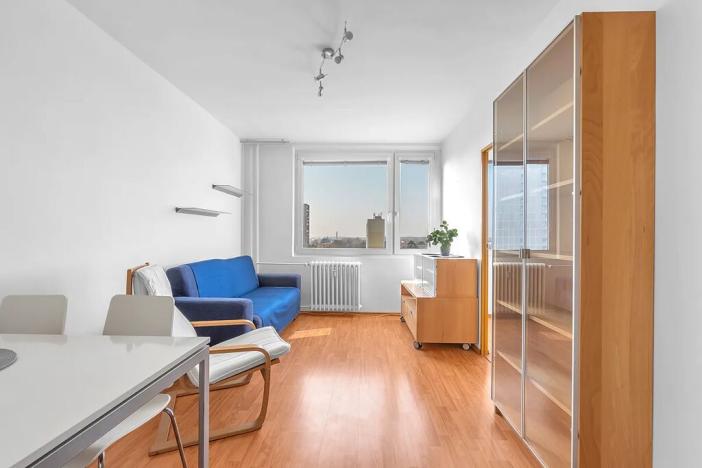 Pronájem bytu 2+kk, Hradec Králové, Veverkova, 35 m2