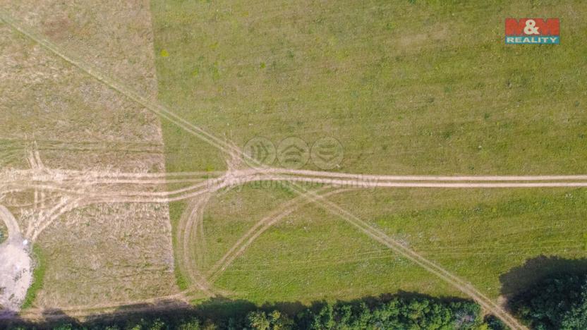 Prodej pozemku pro bydlení, Lipina, 1058 m2