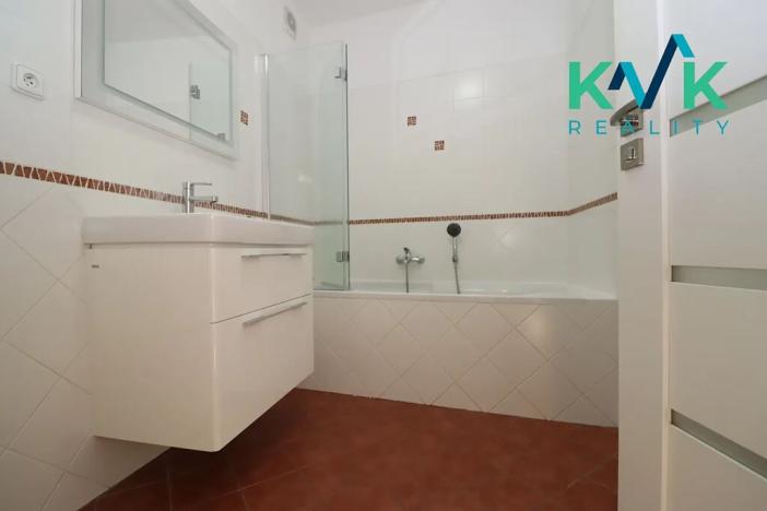 Pronájem bytu 3+kk, Karlovy Vary, Terezínská, 82 m2