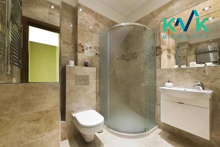 Prodej apartmánu, Karlovy Vary, K. Čapka, 593 m2