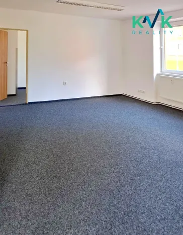 Pronájem obchodního prostoru, Ostrov, Hlavní třída, 36 m2
