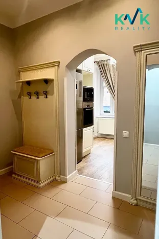 Prodej bytu 4+kk, Karlovy Vary, Lad. Koubka, 120 m2