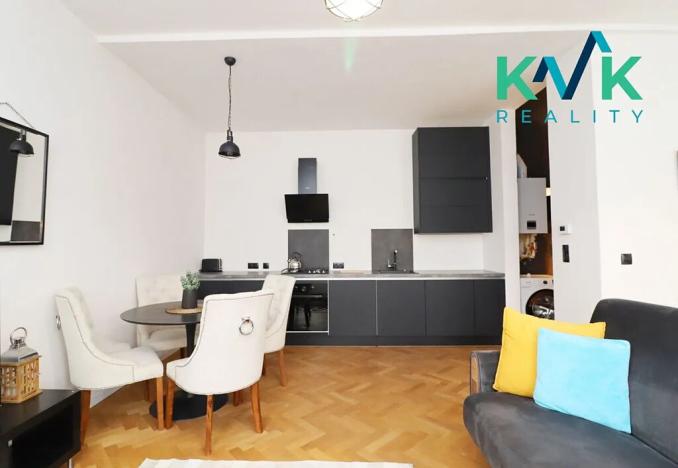 Prodej bytu 1+kk, Karlovy Vary, Sadová, 50 m2