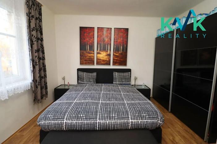 Prodej bytu 2+1, Karlovy Vary, Borová, 38 m2