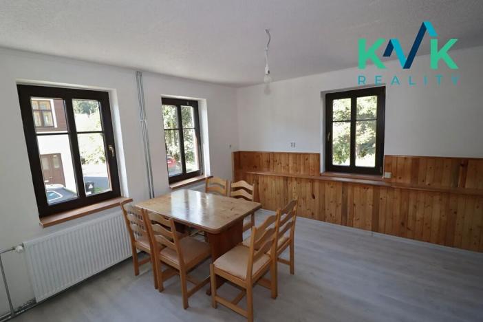 Prodej rodinného domu, Pernink, Školní louka, 140 m2