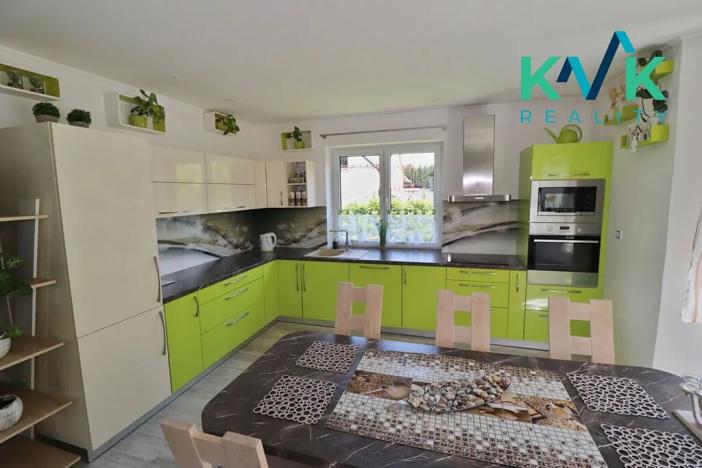 Prodej rodinného domu, Pernink, Školní louka, 200 m2