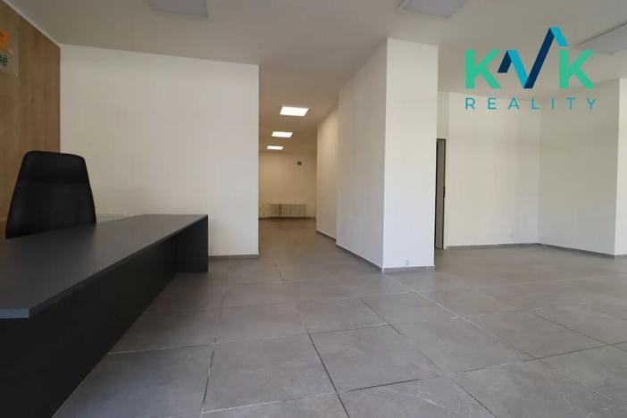 Pronájem obchodního prostoru, Karlovy Vary, Vítězná, 125 m2