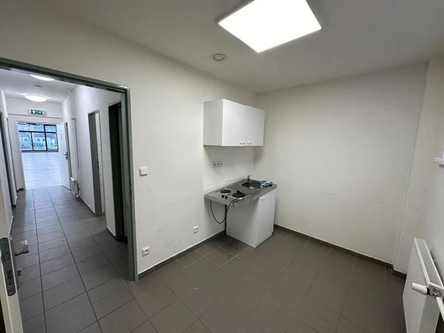 Pronájem obchodního prostoru, Cheb, Pražská, 390 m2