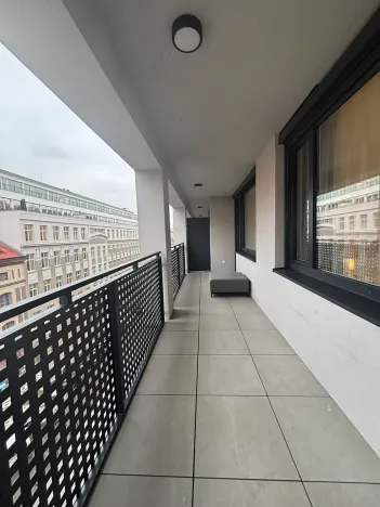 Pronájem bytu 3+kk, Praha - Karlín, Pernerova, 86 m2