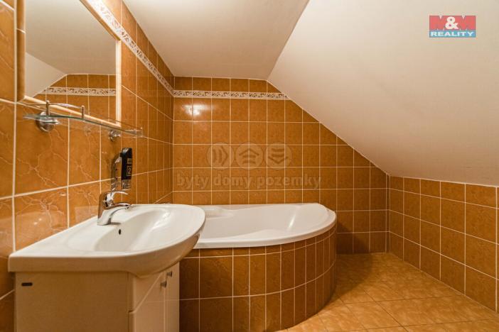 Prodej ubytování, Černá Voda, 660 m2