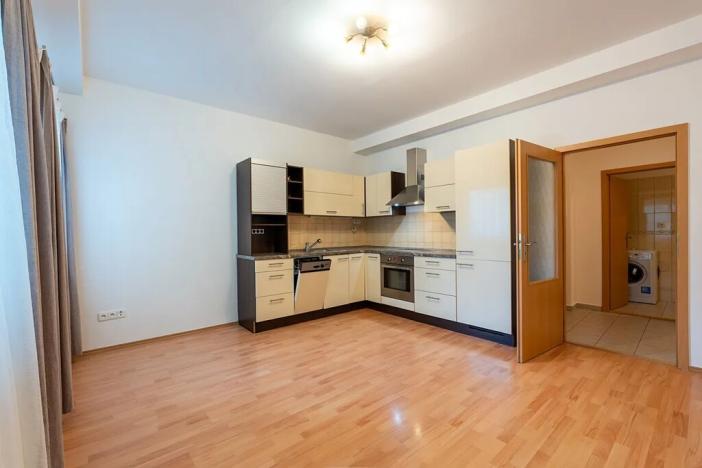 Pronájem bytu 2+kk, Praha - Prosek, Vysočanská, 48 m2