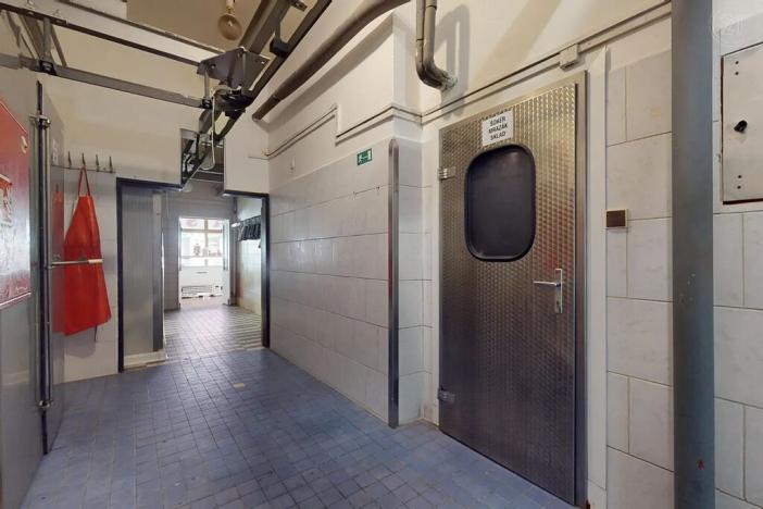 Prodej výrobních prostor, Týnec nad Sázavou, Družstevní, 308 m2