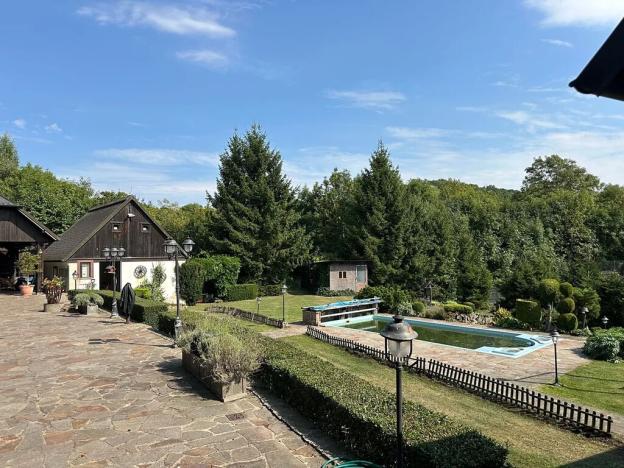 Prodej komerční nemovitosti, Povrly, Lysá, 635 m2