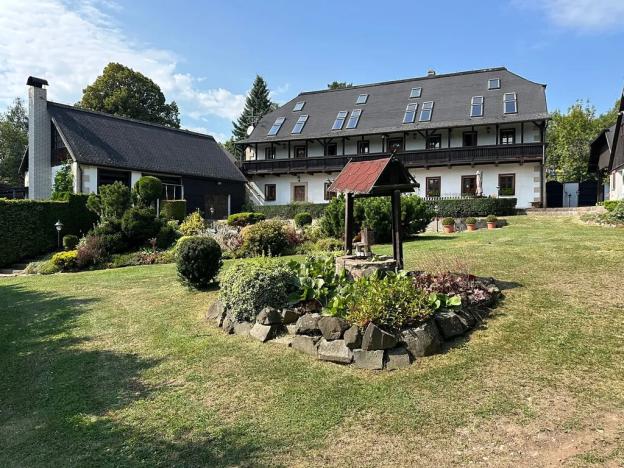 Prodej vícegeneračního domu, Povrly, Lysá, 635 m2