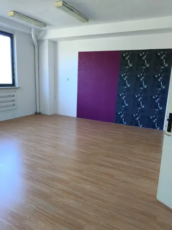 Pronájem kanceláře, Znojmo, Dobšická, 60 m2