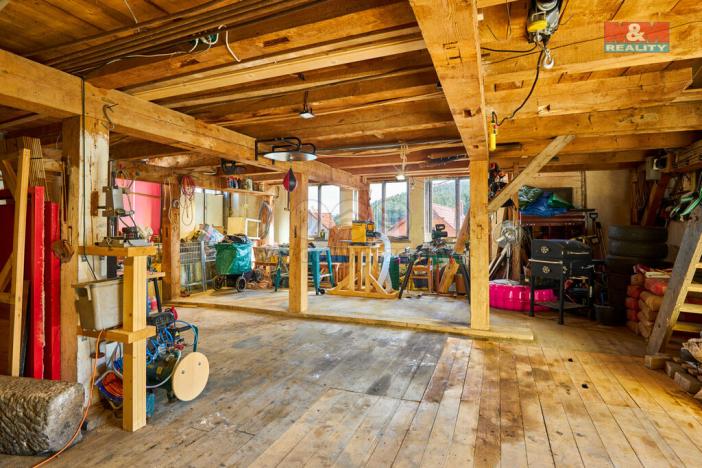 Prodej rodinného domu, Újezdec, 452 m2