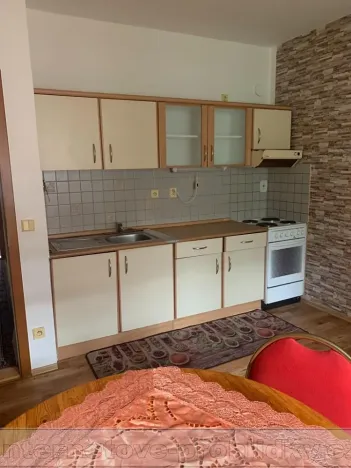 Pronájem bytu 2+kk, Praha - Libeň, Na žertvách, 53 m2
