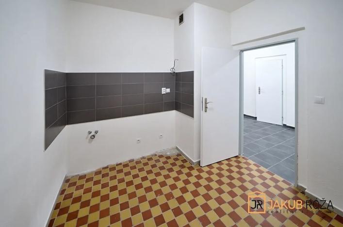 Pronájem kanceláře, Vrchlabí, Horská, 206 m2