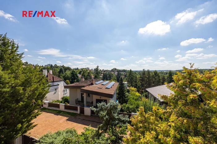 Prodej rodinného domu, Praha - Petrovice, Dieselova, 170 m2