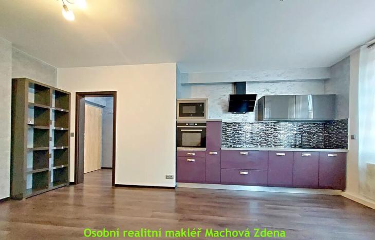 Pronájem bytu 3+kk, Praha - Vysočany, 66 m2