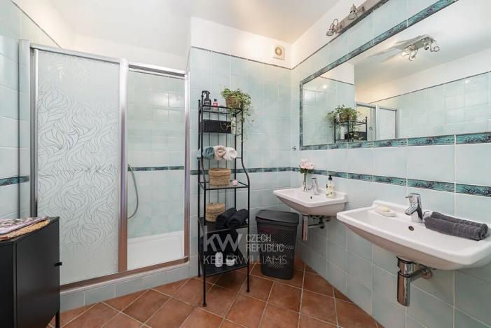 Prodej rodinného domu, Hradištko, 313 m2