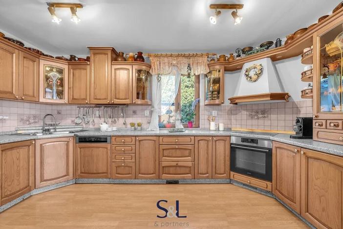 Prodej rodinného domu, Nový Bor, 219 m2