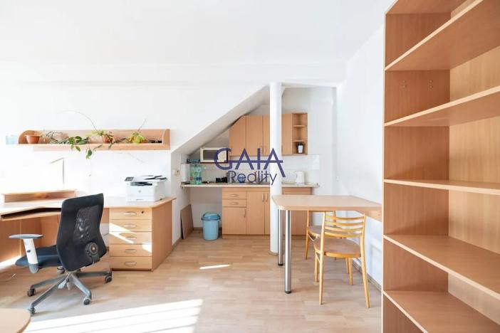 Prodej kanceláře, Vacenovice, Dolní Konec, 692 m2