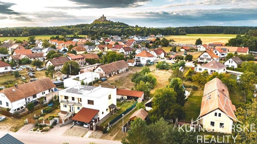 Prodej pozemku pro bydlení, Kunětice, 932 m2