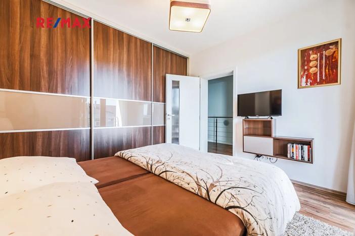 Prodej rodinného domu, Praha - Vinoř, Lipoltická, 202 m2