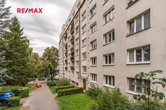 Prodej bytu 3+1, Praha - Břevnov, Pod Královkou, 65 m2