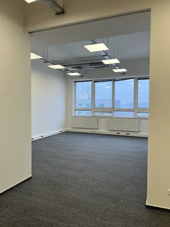 Pronájem kanceláře, Praha - Holešovice, Jankovcova, 285 m2