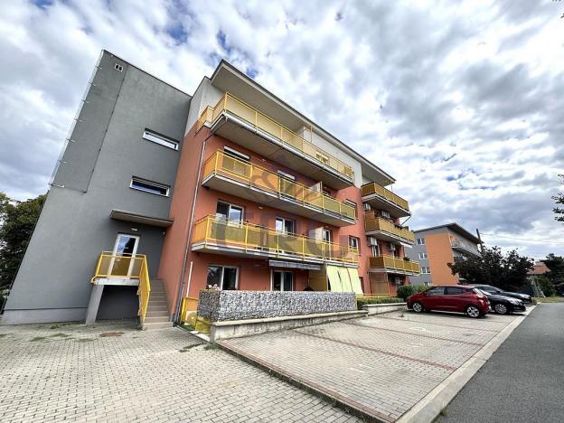 Prodej bytu 3+kk, Pohořelice, Znojemská, 96 m2