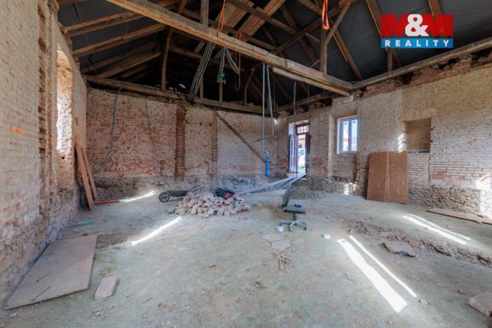 Prodej rodinného domu, Mlečice, 500 m2