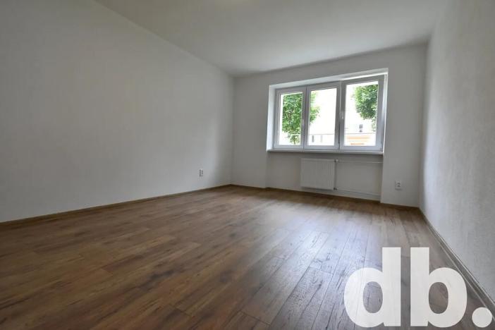 Prodej bytu 2+1, Horní Slavkov, Poštovní, 60 m2