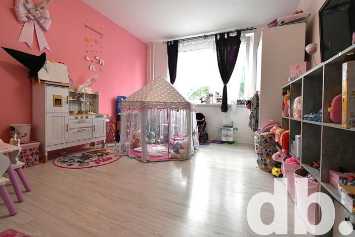 Prodej bytu 2+1, Karlovy Vary, Lidická, 63 m2