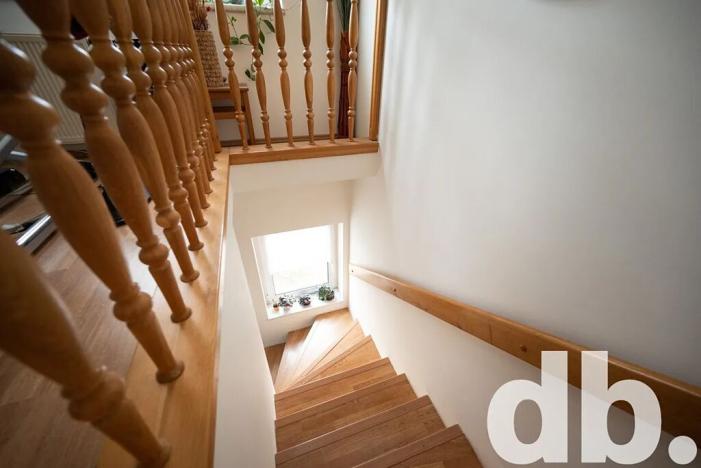 Prodej rodinného domu, Karlovy Vary, Vančurova, 260 m2