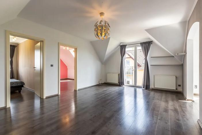 Prodej bytu 3+kk, Nupaky, U Školky, 73 m2