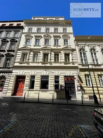 Pronájem bytu 1+kk, Praha - Nové Město, Zlatnická, 35 m2