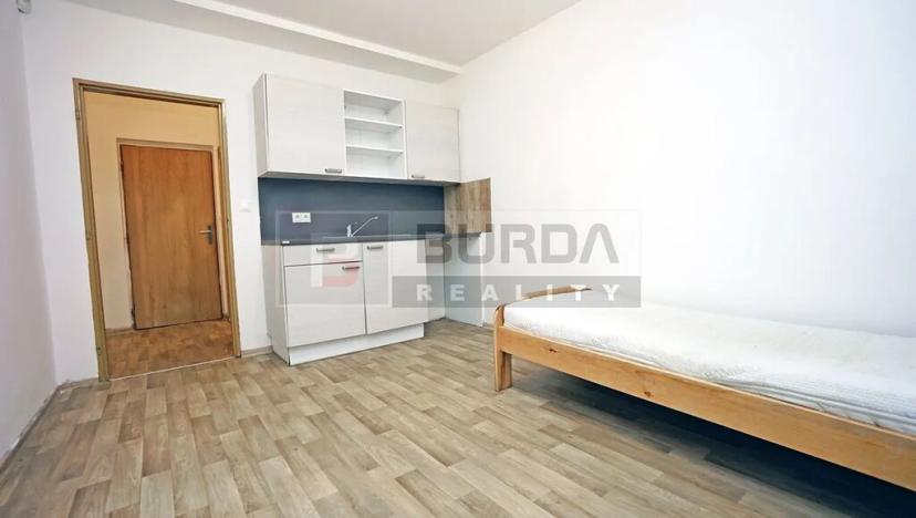 Pronájem bytu 1+kk, Neratovice, 19 m2