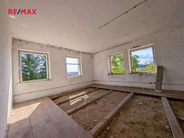 Prodej rodinného domu, Bochov, 300 m2