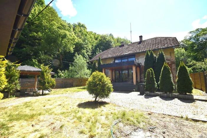 Prodej rodinného domu, Mikulovice, 380 m2