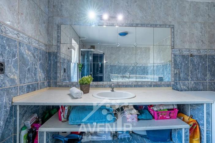 Prodej rodinného domu, Katusice, Kovaňská, 222 m2