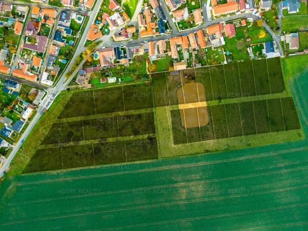 Prodej pozemku pro bydlení, Slaný, 842 m2