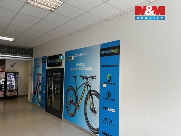 Prodej obchodního prostoru, Brno - Židenice, Gajdošova, 342 m2