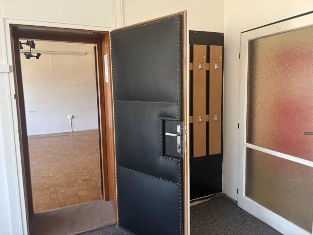 Pronájem kanceláře, Brno, Hněvkovského, 69 m2